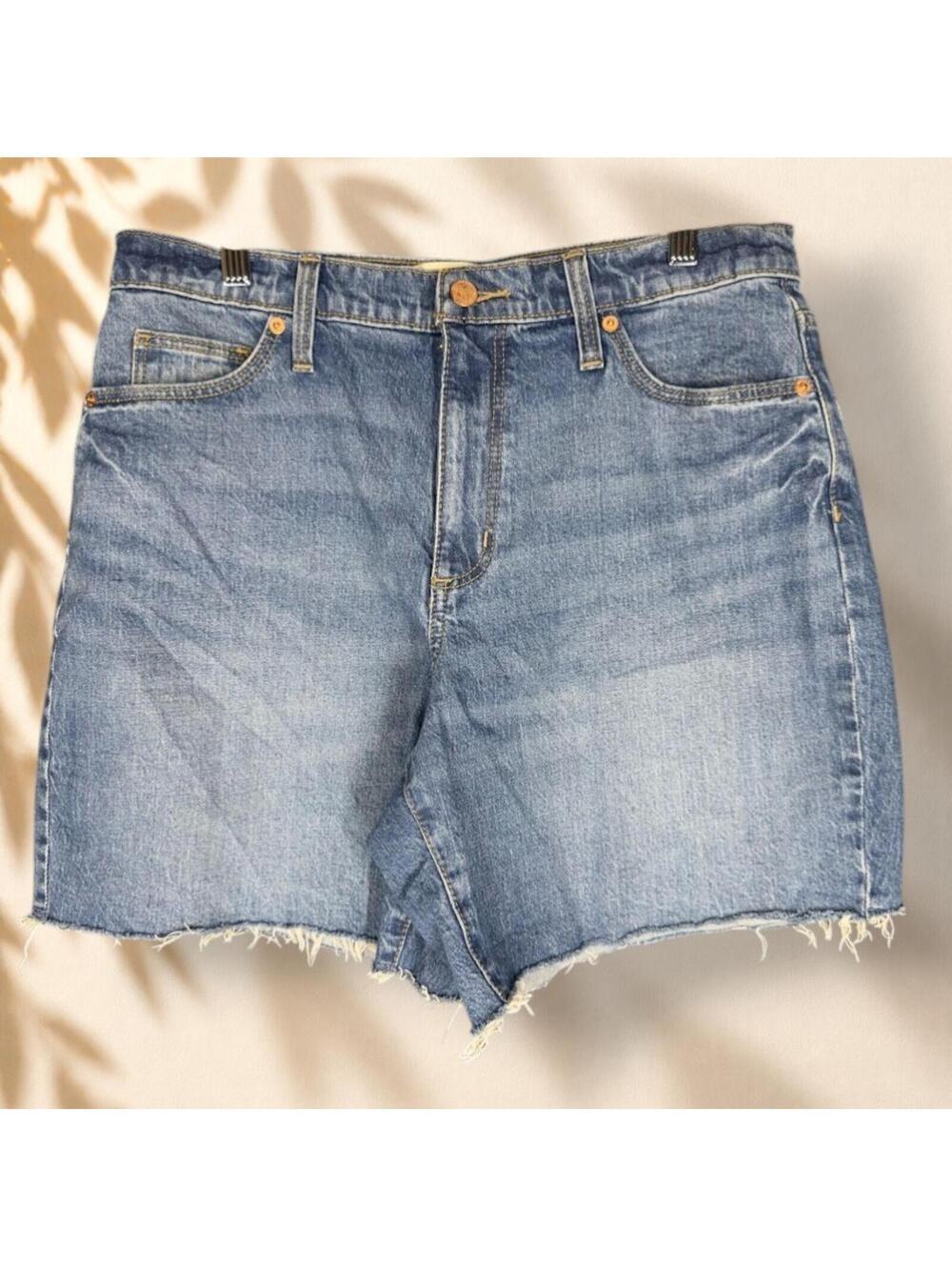 Universal Thread Shorts Women 10 Blue Denim Medium Wash High Rise Hot Pants